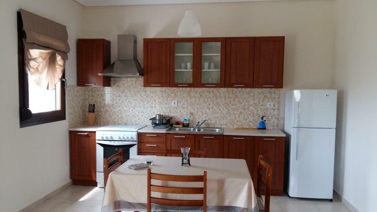 Gougousis Apartments Kaloyiros Экстерьер фото