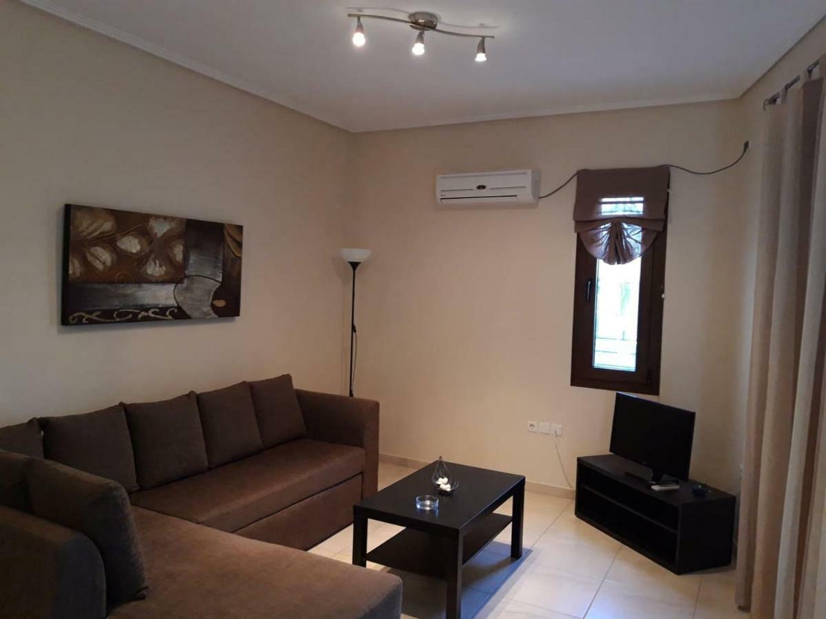 Gougousis Apartments Kaloyiros Экстерьер фото